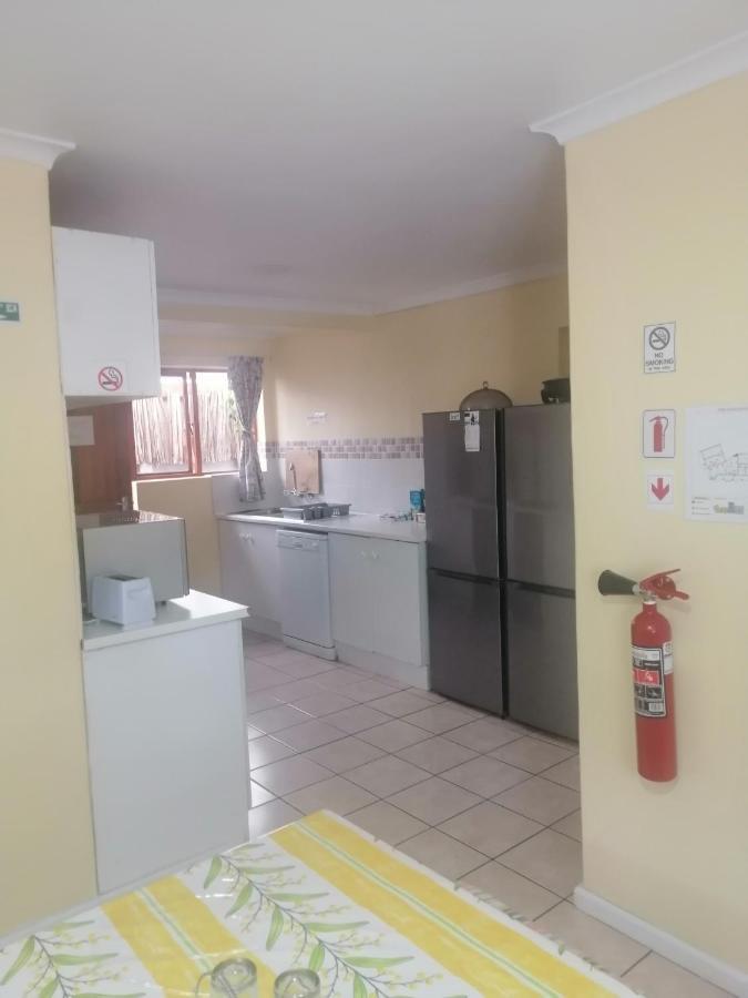 Pelican Accommodation Ottery 开普敦 外观 照片